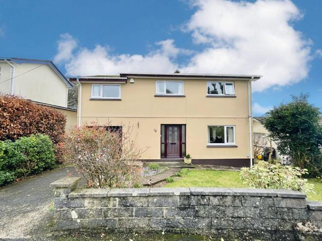 House for sale in Roseworthy, Cornwall