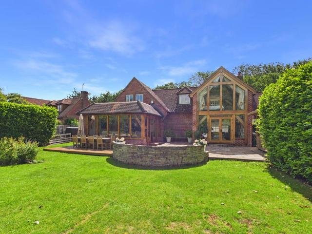 House for sale in Weston Turville, Aston Clinton
