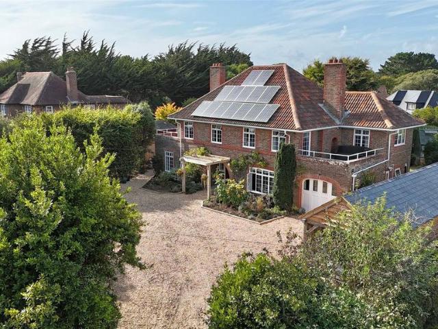 House for sale in Milford-on-Sea, Ashurst Bridge