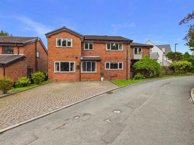 House for sale in Greenheys, Greater Manchester