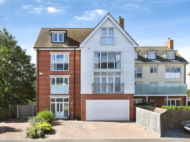 House for sale in Burnham-on-Crouch, Maldon