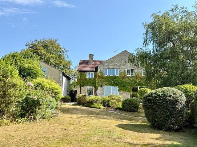 House for sale in Linton, Collingham