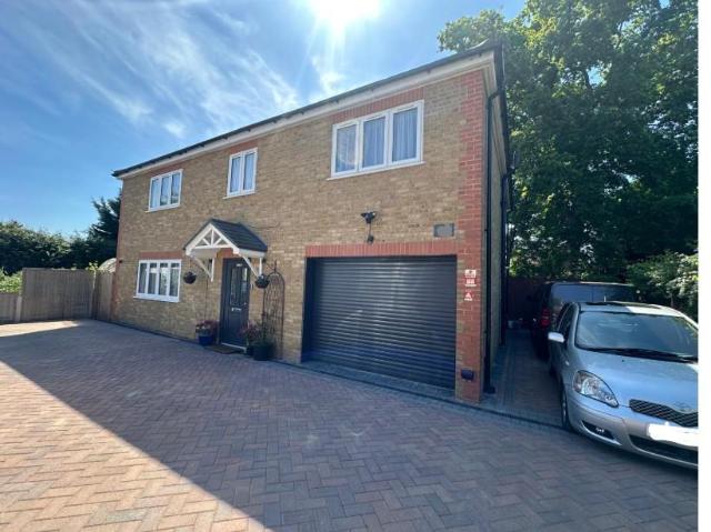 House for sale in Iver, Iver Heath