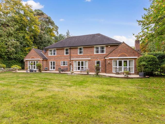 House for sale in Row Town, Surrey