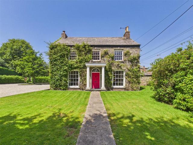 House for sale in Hellandbridge, Cornwall