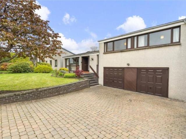 Farm for sale in Corstorphine, Scotland