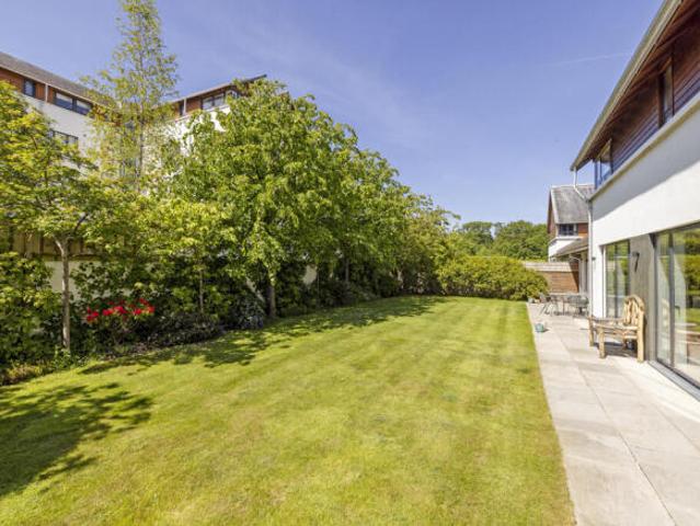 Farm for sale in Cramond, Scotland