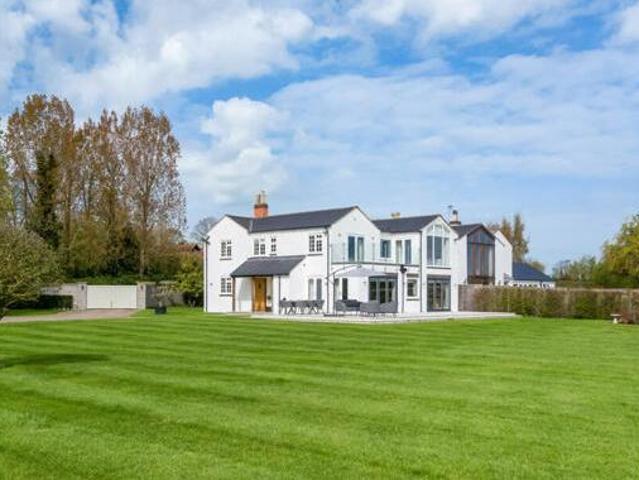 House for sale in Alcester, Stratford-on-Avon