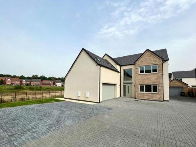 House for sale in Kedleston, East Midlands