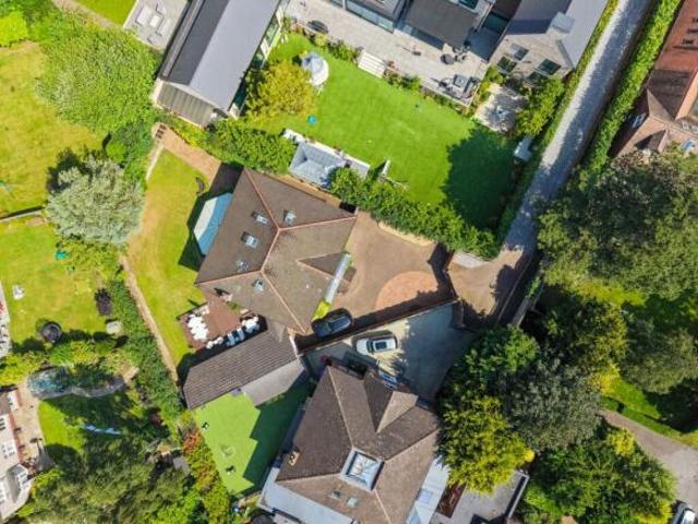Farm for sale in Calderstones