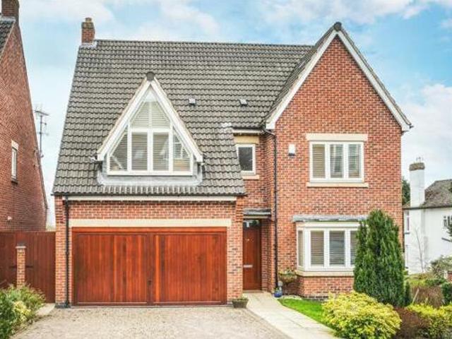 House for sale in East Midlands
