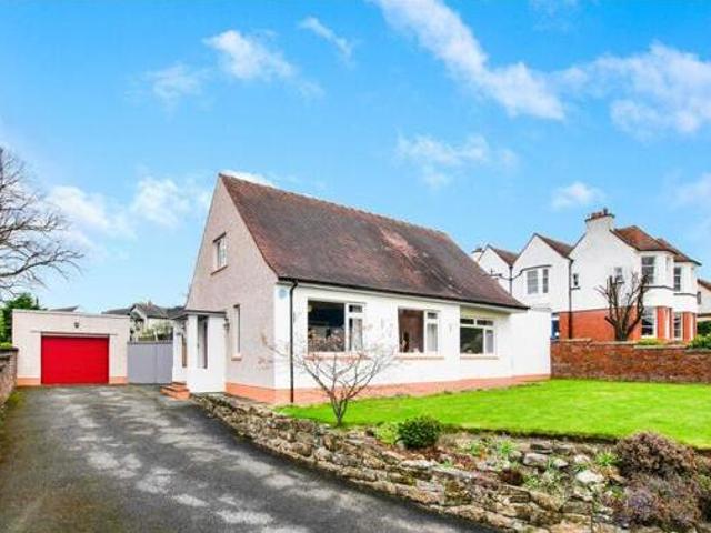 House for sale in Alloa, Scotland