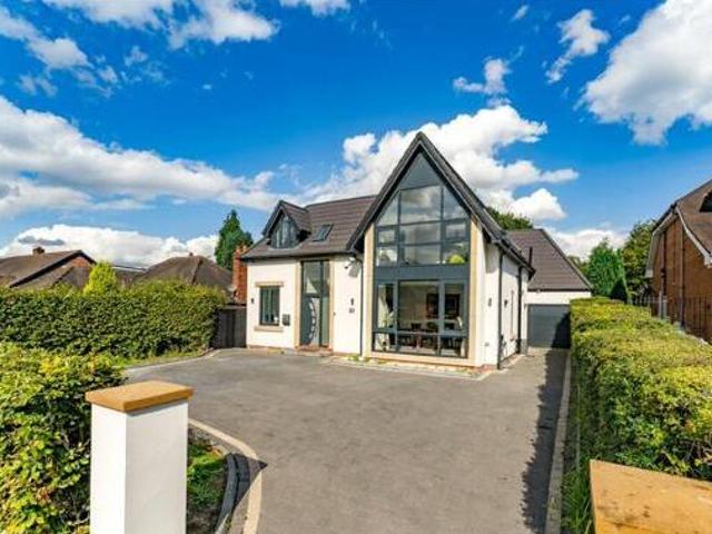 House for sale in Altrincham, Trafford