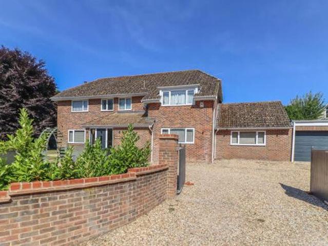House for sale in Barton Stacey, Hampshire