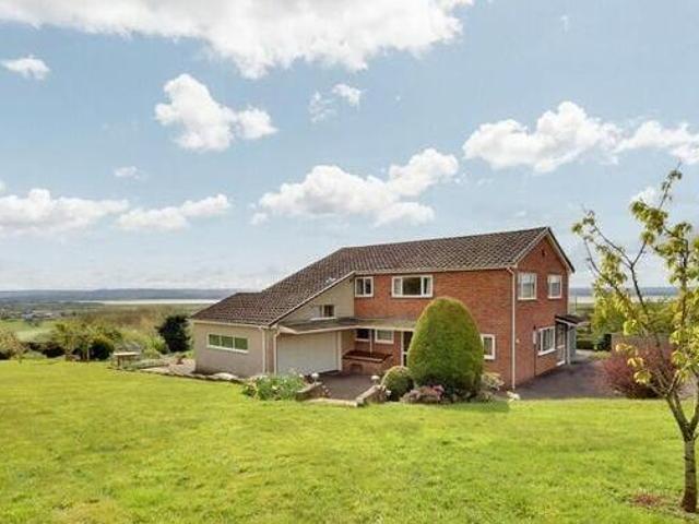House for sale in Bromsberrow Heath, Gloucestershire