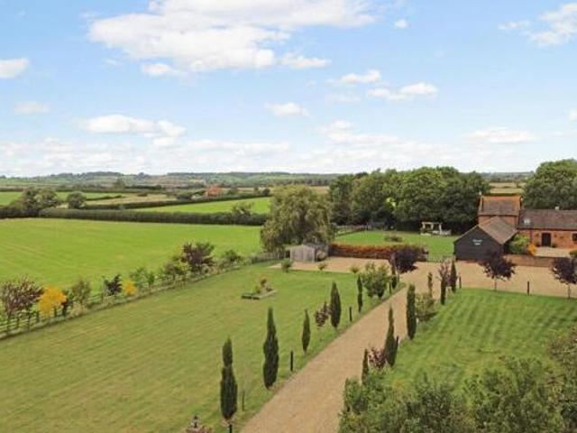 House for sale in Aylesbury, Buckinghamshire