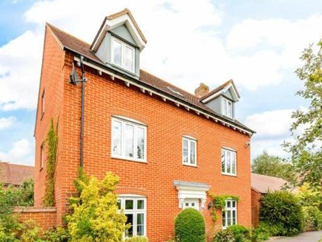 House for sale in Aylesbury, Buckinghamshire