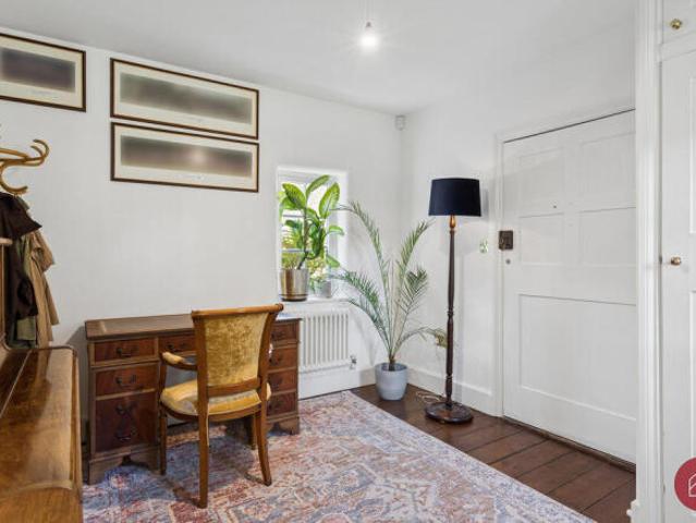 Farm for sale in Oxford, Oxfordshire