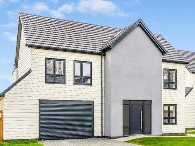 House for sale in Wickford, Essex