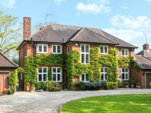 House for sale in Beaconsfield, Forty Green