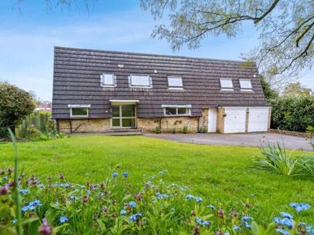 House for sale in Holtspur, Forty Green