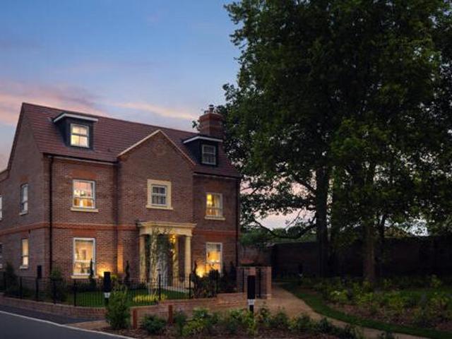 House for sale in Beaconsfield, Penn Bottom
