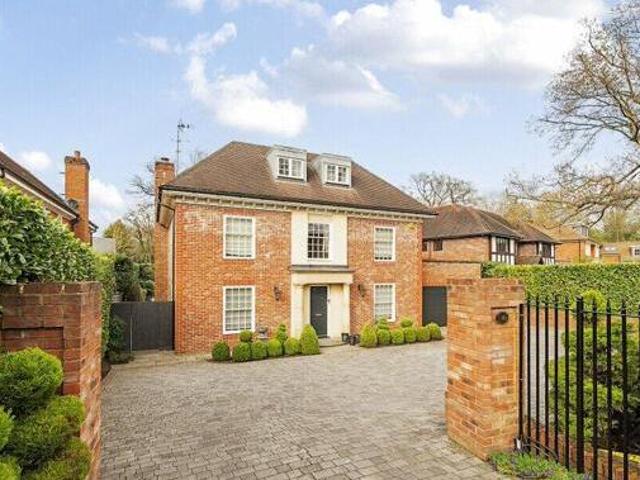 House for sale in Holtspur, Beaconsfield
