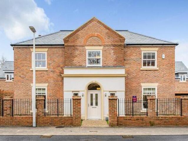 House for sale in Beaconsfield, Penn Bottom