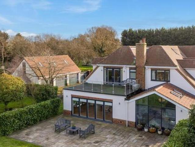 House for sale in Bedford