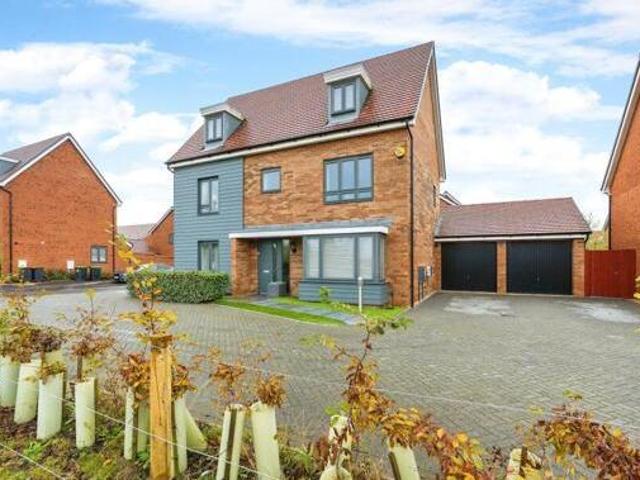 House for sale in Bedford