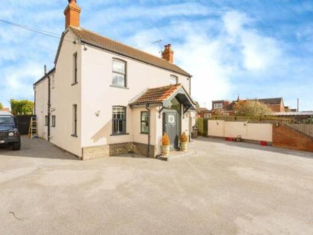 House for sale in Bedford