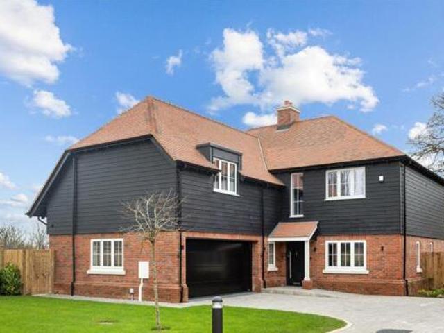 House for sale in Potters Bar, Hertsmere