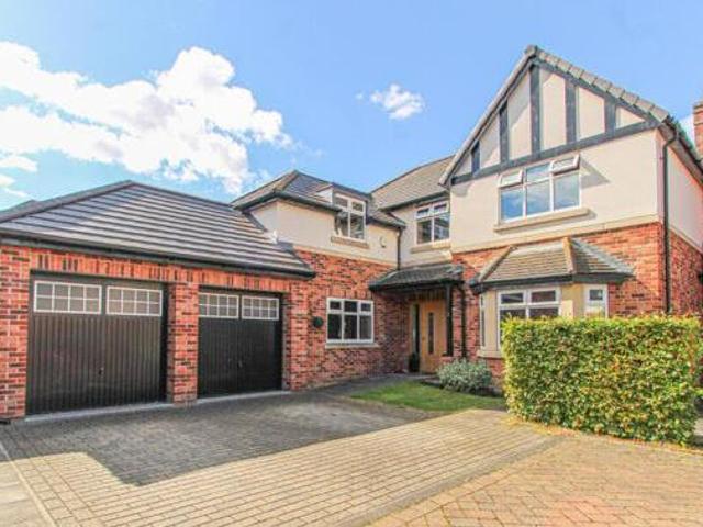 House for sale in Lakeside, Doncaster
