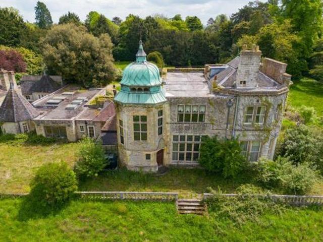 House for sale in Evershot, Oxfordshire