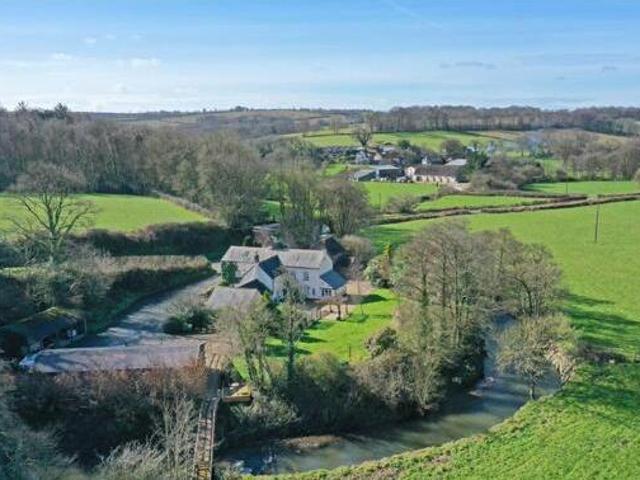 House for sale in Brandis Corner, Devon