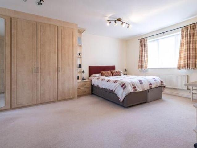 Farm for sale in Bletchley, Milton Keynes