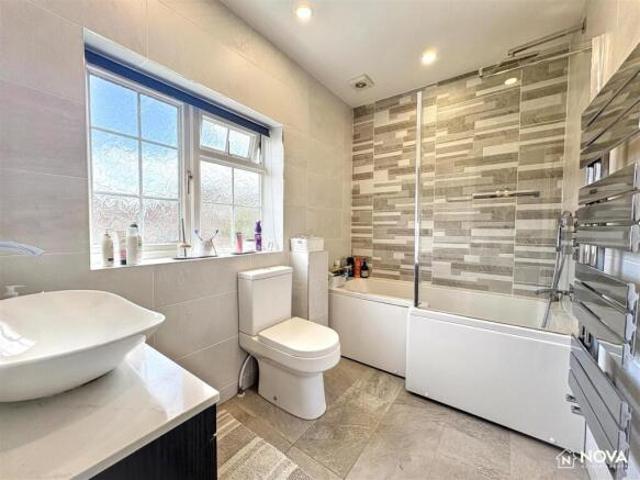 Farm for sale in Spring Park, Luton
