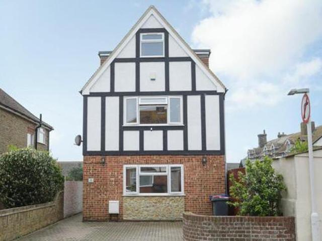 House for sale in Birchington, Acol