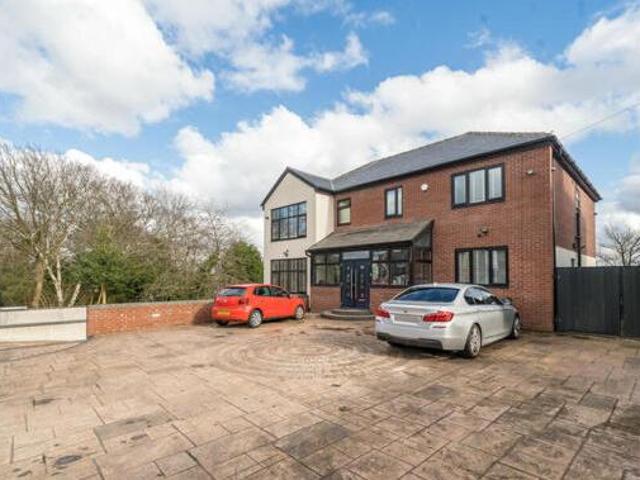 House for sale in Four Lane Ends, Blackburn