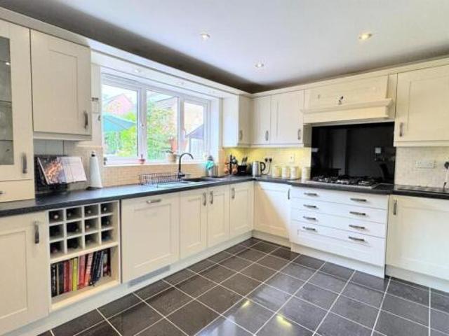 Farm for sale in Allestree, East Midlands