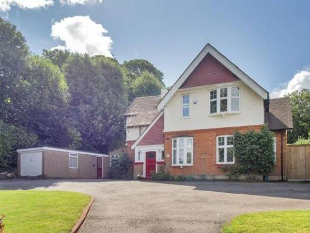 House for sale in Lyons, Greater London