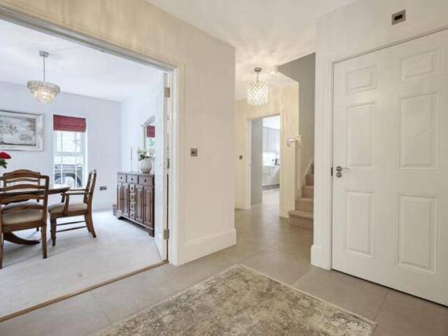 Farm for sale in Navestock Side