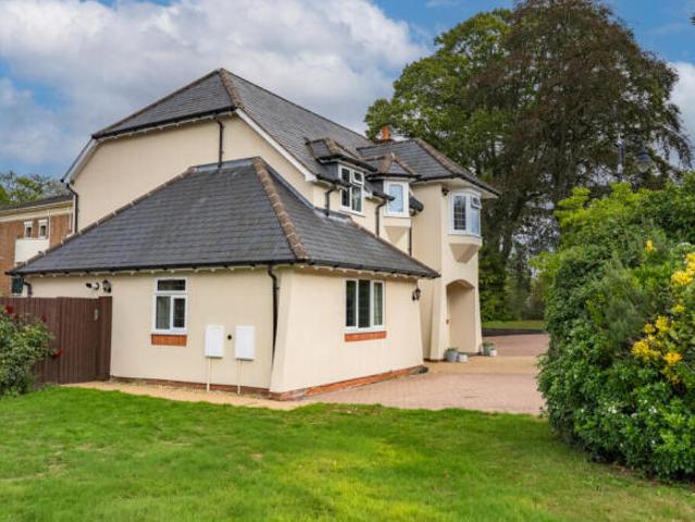 Farm for sale in Kings Heath, West Midlands