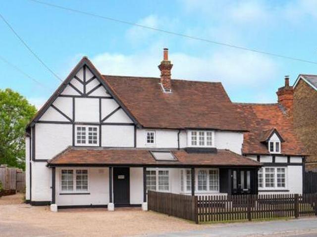 House for sale in Wooburn, Bourne End