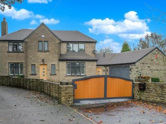 House for sale in Bradford, West Yorkshire