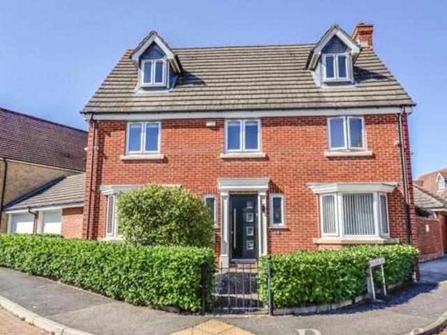 House for sale in Chipping Hill, Essex