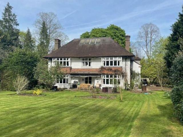 House for sale in Surrey, England