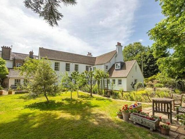 House for sale in Brentford End, Greater London
