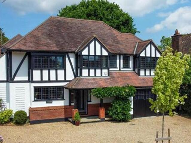 House for sale in Navestock Side, Essex