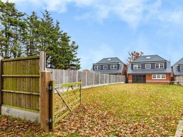 House for sale in Navestock Side, Essex